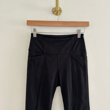 Load image into Gallery viewer, Athleta Metro High Waisted Pull On Activewear Leggings Black XS
