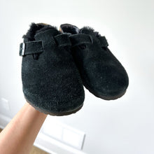 Load image into Gallery viewer, Birkenstock Boston Shearling Suede Leather Slip On Unisex Clogs Black 7