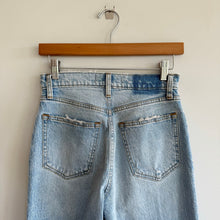 Load image into Gallery viewer, Abercrombie The 90's Straight The Ultra High Rise Curve Love Jeans Blue 26
