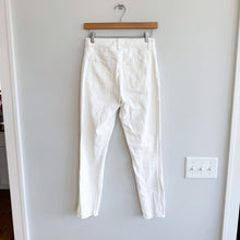 Load image into Gallery viewer, Abercrombie & Fitch The Skinny High Rise Jeans White 26