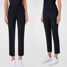 Load image into Gallery viewer, AKRIS Punto Franca Mid-Rise Cropped Pants Black 8