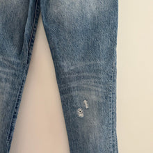 Load image into Gallery viewer, We The Free Good Times Relaxed Distressed Cropped Jeans Blue 25