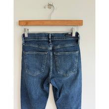 Load image into Gallery viewer, Citizens of Humanity Rocket Crop High-Rise Skinny Jeans Dark Wash 25