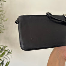 Load image into Gallery viewer, Coach Leather Zip-Around Detachable Wristlet Strap Clutch Black