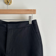 Load image into Gallery viewer, Lululemon On The Move Pant Black 6