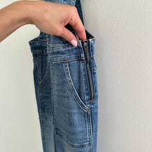 Load image into Gallery viewer, Madewell Skinny Overalls in Kemp Wash Blue XXS