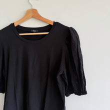 Load image into Gallery viewer, Rails Liza Puff Sleeve Crew Neck Blouse Black L