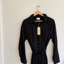 Load image into Gallery viewer, Allie Rose Linen Blend Belted Button Front Jumpsuit Black S