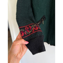 Load image into Gallery viewer, Icelandic Design Nordic Zip Up Wool Mock Neck Cardigan Green S
