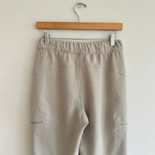 Load image into Gallery viewer, Lululemon Relaxed Mid-Rise Cargo Pant Raw Linen 4