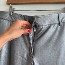 Load image into Gallery viewer, Commando Faux Leather High Rise Casual 7/8 Trouser Pants Silver XL NWT