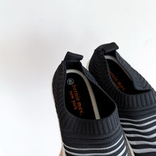 Load image into Gallery viewer, Bernie Mev Iris Low Top Rhinestone Side Pull On Sneakers Black 8