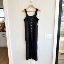 Load image into Gallery viewer, Everlane The Linen Picnic Straight Leg Square Neck Jumpsuit Washed Black 0