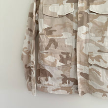 Load image into Gallery viewer, Sanctuary Snap Front Basic Utility Jacket in Beige Camo M