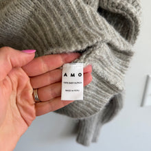 Load image into Gallery viewer, AMO Ada Rib Crew Neck Knit Pullover Sweater Snow Gray L