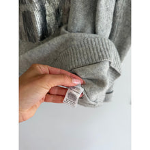 Load image into Gallery viewer, Lauren Moshi Cashmere Lip Graphic Knit Pullover Sweater Gray Silver XL