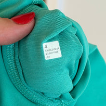 Load image into Gallery viewer, Lululemon Align High Rise Pant with Pockets 25" Yoga Leggings Kelly Green 4