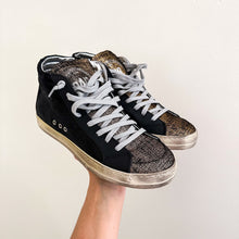 Load image into Gallery viewer, P448 Metallic Skate High Top Lace Up Sneakers Black/Gold 37