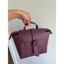 Load image into Gallery viewer, Senvere Mini Maestra Pebbled Leather Convertible Handbag Backpack Plum