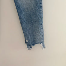 Load image into Gallery viewer, We The Free Good Times Relaxed Distressed Cropped Jeans Blue 25