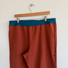 Load image into Gallery viewer, Cotopaxi Baja Pull On Stretch Lightweight Water-Resistant Pants Rust XL NWT