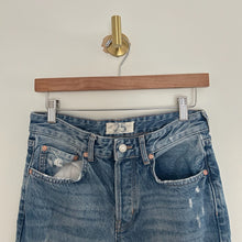 Load image into Gallery viewer, We The Free Good Times Relaxed Distressed Cropped Jeans Blue 25