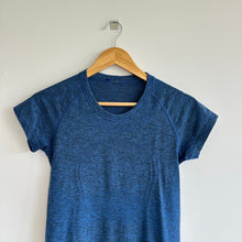Load image into Gallery viewer, Lululemon Swiflty Tech Short Sleeve Top Blue 6