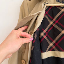Load image into Gallery viewer, Pendleton Lined Button Front Belted Collared Trench Coat Tan 10