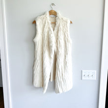 Load image into Gallery viewer, Diane Von Furstenberg Denver Rabbit Fur Cashmere Blend Sweater Vest M