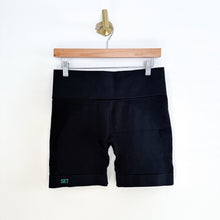 Load image into Gallery viewer, SET Sculptflex Pull On Lightweight High Rise Activewear Shorts Black XL