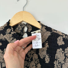 Load image into Gallery viewer, Mystree Smocked Floral Blouse Black Tan M NWT