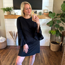 Load image into Gallery viewer, Trina Turk Panache Jewel Neck Straight Day Dress Black 8