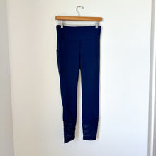 Load image into Gallery viewer, Lilly Pulitzer Luxletic Pull On High Rise Waist Activewear Leggings Blue M