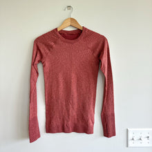 Load image into Gallery viewer, Lululemon Rest Less Pullover Running Top Mulled Wine / Pink Savannah 6