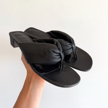 Load image into Gallery viewer, Staud Dahlia Leather Low Heel Thong Sandals Black 9 NEW