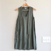 Load image into Gallery viewer, Splendid Tie Neck Sleeveless Mini Shift Dress Green XS