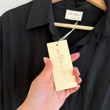 Load image into Gallery viewer, Allie Rose Linen Blend Belted Button Front Jumpsuit Black S