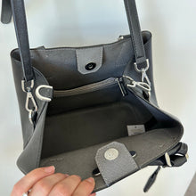 Load image into Gallery viewer, Michael Kors Greenwich Leather Crossbody Strap Large Bucket Grab Bag Black NWT