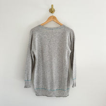 Load image into Gallery viewer, Sundance Cashmere Front Pockets Pullover Sweater Gray XS