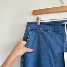 Load image into Gallery viewer, Kiragrace Veronica High Rise Denim Stretch Trouser Jeans Classic Wash Blue L
