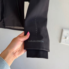 Load image into Gallery viewer, Lululemon Cross Chill RepelShell Running Activewear Jacket Black 10 NWT