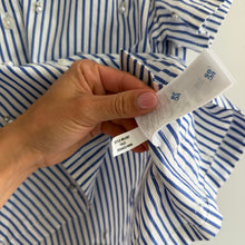 Load image into Gallery viewer, J. Crew Pearl Embellished Short Sleeve Striped Cropped Blouse Blue White 0