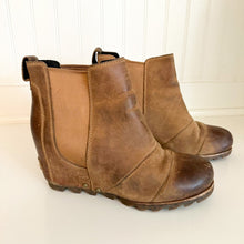 Load image into Gallery viewer, Sorel Joan of Artic Lea Wedge Ankle Chelsea Bootie