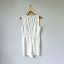 Load image into Gallery viewer, BCBGMAXAZRIA Helena Sleeveless Romper White 6 NWT