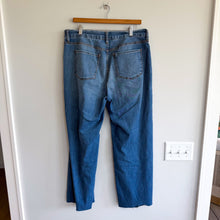 Load image into Gallery viewer, Kut From The Kloth Meg Raw Hem High Rise Ankle Wide Leg Jeans Blue 10