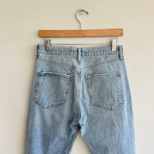 Load image into Gallery viewer, AGOLDE Jamie High Rise Classic Jeans Blue Light Wash 27
