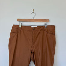 Load image into Gallery viewer, Lafayette 148 Mercer Primo Stretch-Denim Mid-Rise Skinny Jeans In Spice