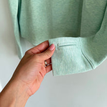 Load image into Gallery viewer, Vineyard Vines Dreamcloth The Shep Shirt Relaxed Pullover Aqua Haze Heather NWT