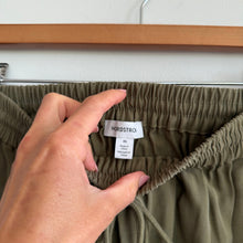 Load image into Gallery viewer, Nordstrom Cargo Pull On Drawstring Waist Jogger Pants Olive Burnt XS NWT