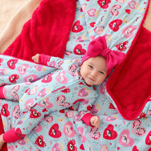 Load image into Gallery viewer, Posh Peanut Luxe Plush Patoo Blanket Sweet Fiona Baby Blanket Blue Red One Size